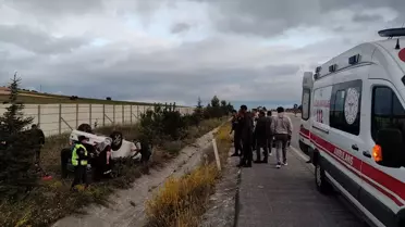 Tokat'ta Otomobil Devrildi, 5 Yaralı