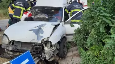 Niksar'da Trafik Kazası: 4 Yaralı