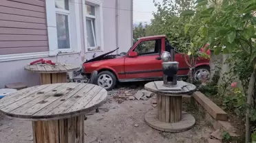 Erbaa'da Otomobil-Bisiklet Kazası: 3 Çocuk Yaralı