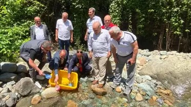 Küçükdere Vadisi'ne 10 Bin Alabalık Salındı
