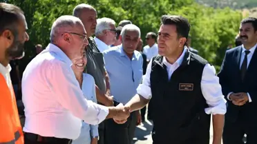 Tunceli'de Köy Yolları Sıcak Asfaltla Genişliyor