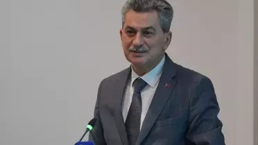 Türk Dünyası Genç Tarihçiler Çalıştayı Başladı