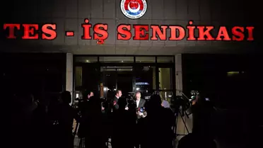 Kamu İşçilerine Zam Teklifi Değerlendiriliyor