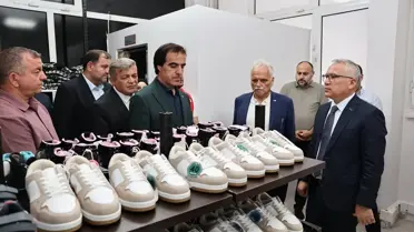 Türk Kızılay'dan Ücretsiz Giyim Mağazası