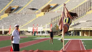 Türkiye Büyükler Atletizm Şampiyonası İzmir'de Başladı