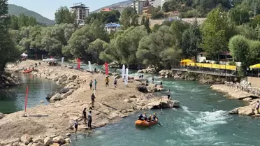 Munzur Çayı'nda Rafting Şampiyonası Heyecanı