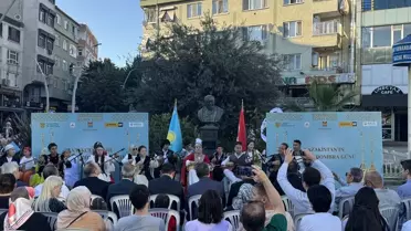 Kazakistan'ın Dombra Günü Zeytinburnu'nda Kutlandı