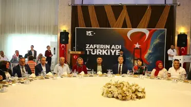 Uşak Valiliğinden şehit yakınları ve gaziler onuruna yemek