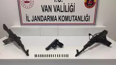 Başkale'de Silah Kaçakçılığı Operasyonu