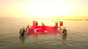 Van Gölü'nde 30 Ağustos Kutlaması