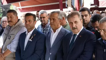 Bıyıkoğlu'nun Cenazesi Toprağa Verildi