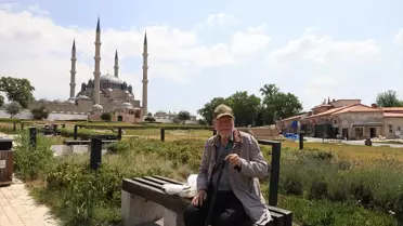 81 Yaşında Üniversite Sınavına Giriyor