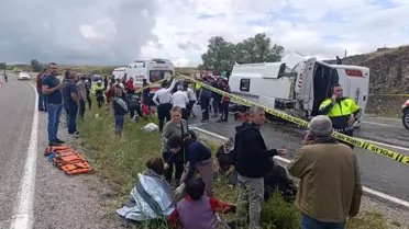 Cenaze Yolu Faciası: 2 Ölü, 15 Yaralı