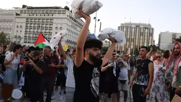 Atina'da Filistin'e Destek Gösterisi