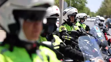 Konya'da İlk Kadın Motosikletli Polisler Göreve Başladı