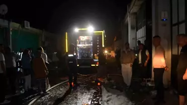 Ayvalık'ta Gözlük Fabrikasında Yangın
