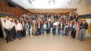 Kadınlar İzmir'de Teknolojiyi Keşfetti