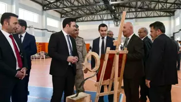 Çatak'ta Yılsonu Sergisi Düzenlendi