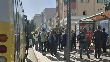 Minibüs Şoförleri Arasında Kavga: 3 Yaralı