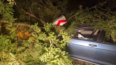 Bursa'da Motosiklet ve Otomobil Çarpıştı