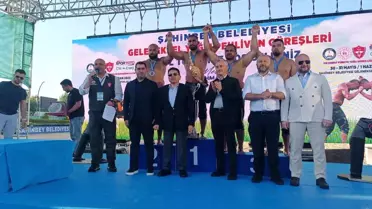 Feyzullah Aktürk, Türkiye Yağlı Güreş Ligi'nde Başpehlivan Oldu