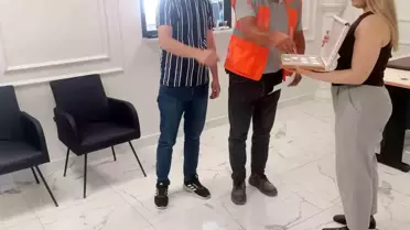 Osmancık Vergi Dairesi'nde Kolonya ve Çikolata İkramı