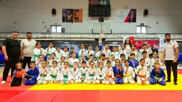 Yunusemre Belediyespor'un Minik Judocularından Büyük Başarı