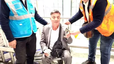 Havalimanında 10 Bin Dolar Bulundu