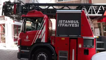 Kadıköy'de Balkon Çöktü