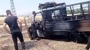 Adana'da Kamyonet Yangını