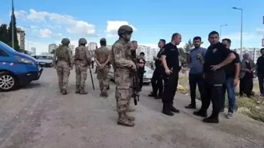 Siverek'te taşlı sopalı kavga polis memuru bıçaklandı