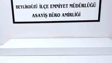 Beylikdüzü'nde Silahlı Saldırı: İki Saldırgan Yakalandı