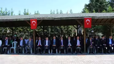 Uşak'ta bayram arifesinde şehitler unutulmadı
