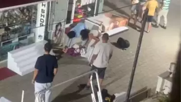 Marmaris'te Turist Kadınlar Arasında Kavga