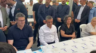 Özgür Özel, Taziye Çadırında Vatandaşlarla Buluştu