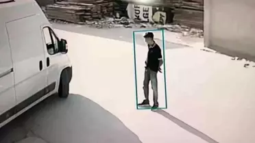 Adana'da 17 Yaşındaki Hırsız, Kovalamacada Yakalandı
