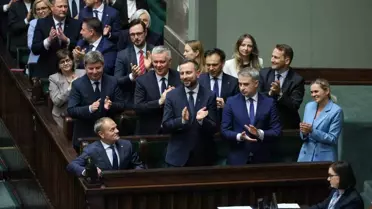 Polonya'da Donald Tusk Hükümeti Güvenoyu Aldı