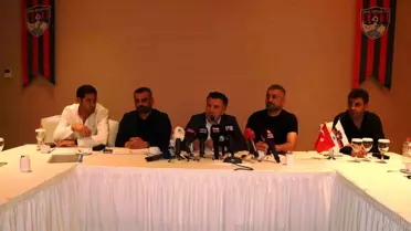 Vanspor FK Yönetimi Basınla Buluştu