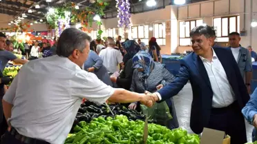 Başkan Durgut, Esnaf ve Vatandaşlarla Bayram Sohbeti Yaptı