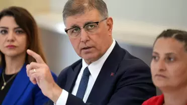 İzmir Büyükşehir Belediyesi, 900 çalışanı işten çıkaracak