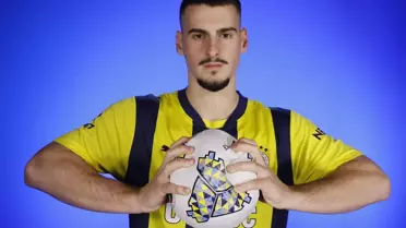 Ognjen Mimovic, Fenerbahçe'yi sildi! Takımdan ayrılmak istiyor