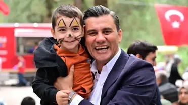Manisa Büyükşehir Belediye Başkanı Ferdi Zeyrek, Elektrik Akımına Kapılması Sonucu Hayatını Kaybetti
