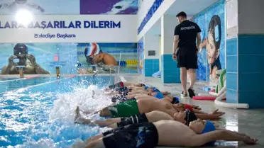 Esenyurt'ta Çocuklara Ücretsiz Yüzme Kursları