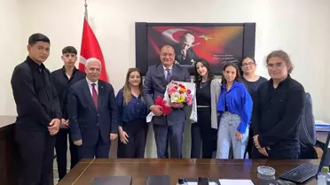 Afyonkarahisar'da Staj Tamamlayan Öğrencilere Belgeleri Verildi