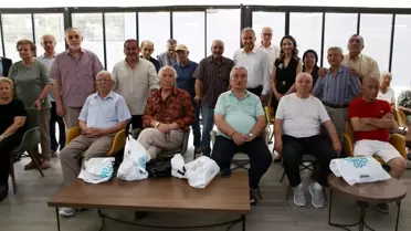 Nilüfer Belediyesi'nden Huzurevi Sakinlerine Babalar Günü Ziyareti