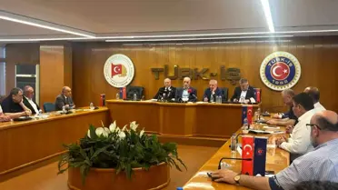 TÜRK-İŞ, Kamu Sözleşmeleri Teklifine Tepki Gösterdi