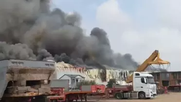Mersin'de Pamuk Deposunda Yangın