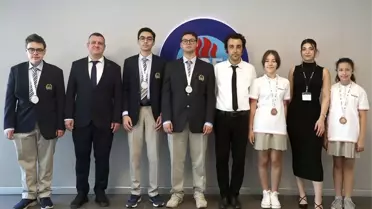 Ege Lisesi'nden TÜBİTAK'ta 3 Derece