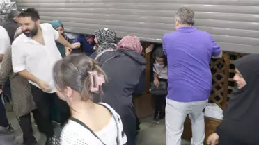 Erzurum'da İndirim İzdihamı