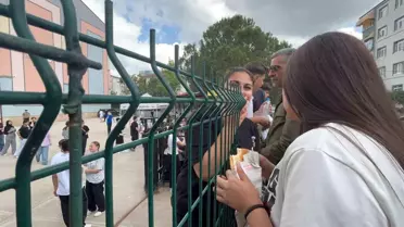 Tel Örgüler Arasında Duygusal Anlar